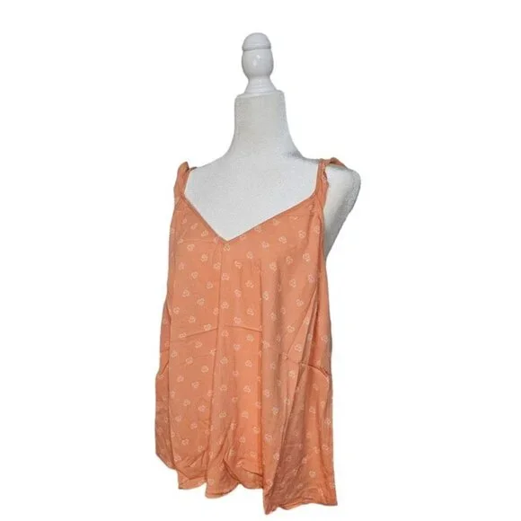 Torrid NWT Washable Crinkle Gauze V-Neck Ruffle Strap Tank size 1X 14-16 - Picture 8 of 10